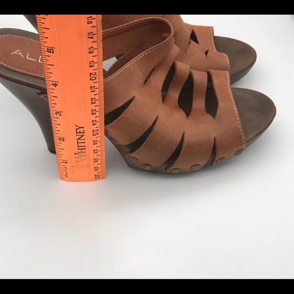 Aldo Women’s Brown Sandals SIZE 38 - Picture 3 of 9